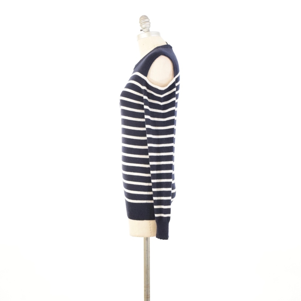 ❌SOLD❌Autumn Cashmere Cold-Shoulder Sweater - Picture 4 of 6